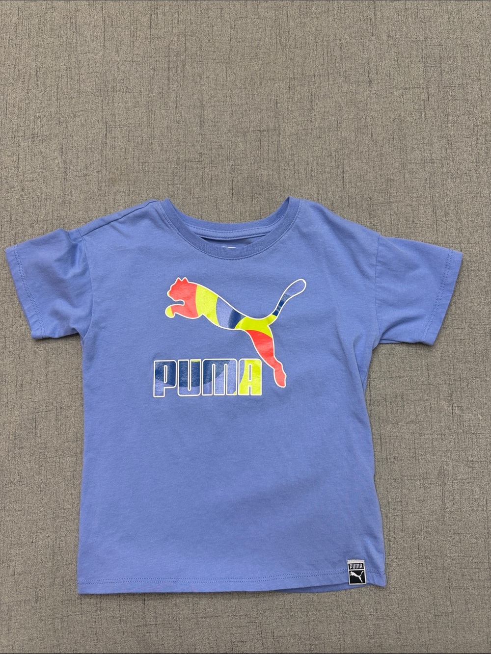 Puma Kids Short Sleeve Girls Tee in Periwinkle with Puma Graphic Size 6